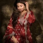 Sonarika Bhadoria Instagram - Pyaar Hua tha🥀 📸 @deepak_das_photography / @kakali_das_photography 👗 @shopmulmul 💎 @adan_creation_ 💄 @mua_dipak_nayak