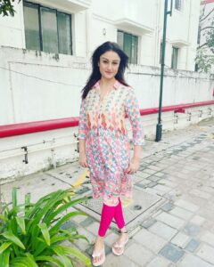 Sonia Agarwal Instagram - #morningshoot #shootmode #soniaagarwal #sa ❤️