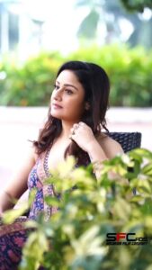 Sonia Agarwal Instagram - Actress @soniaaggarwal1 @sfcads @suhail_choyi_photography