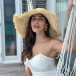 Sophie Choudry Instagram - Relax. Refresh. Recharge🏝️🌊 🐚 #photodump #beachlife @fairmont.maldives @fairmonthotels Styling. @tanimakhosla Partner in crime @ambereenyusuf #fairmontmaldives #fairmonthotels @travelscapes_vm #mondayblues #beachbabe #maldives #vacaymode #feelslikesummer #beachlife #sophiechoudry #sunset #reset #breathe #ocean #gratitude #bikini #holidaystyle Fairmont Maldives, Sirru Fen Fushi