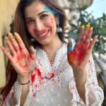 Sophie Choudry Instagram - बुरा ना मानो होली है 💕💕 #holihai #happyholi #festivalofcolours #sophiechoudry #rangbarse