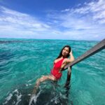 Sophie Choudry Instagram - Relax. Refresh. Recharge🏝️🌊 🐚 #photodump #beachlife @fairmont.maldives @fairmonthotels Styling. @tanimakhosla Partner in crime @ambereenyusuf #fairmontmaldives #fairmonthotels @travelscapes_vm #mondayblues #beachbabe #maldives #vacaymode #feelslikesummer #beachlife #sophiechoudry #sunset #reset #breathe #ocean #gratitude #bikini #holidaystyle Fairmont Maldives, Sirru Fen Fushi