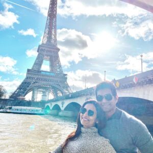 Soundarya Rajinikanth Instagram - ‪First anniversary and Valentine’s Day in Paris ✨⚡️💫💞❤️❤️❤️ #Feb11WeddingDay #Feb14 #BlessedAndGrateful #OnlyLove ❤️🥰😇🙏🏻‬