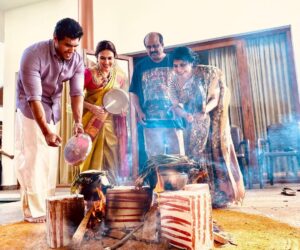 Soundarya Rajinikanth Instagram - ‪Wishing you all a very happy Pongal .. 🙏🏻😀 with my adorable Husband & absolutely amazing in-laws Vanaga appa and Usha amma ❤️❤️❤️ pic with Thalaivar soon 😁😁🙌🏻 #HappyPongal ‬