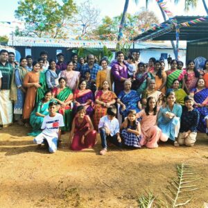 Soundarya Rajinikanth Instagram - ‪Our #Pongal with family in #Sulur 😊😇 #VedVishaganSoundarya #MyFamily 🤗❤️ ‬