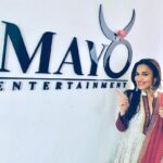 Soundarya Rajinikanth Instagram - On the eve of my darling appa s birthday, my team & I are happy to announce that #May6Entertainment (@May6Ent) website is LIVE! Exciting times ahead !!! Interesting work under production !! 😀🙏🏻😇 #GodBlessUs www.may6entertainment.com