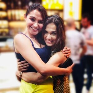 Soundarya Rajinikanth Instagram - It’s really not about how many friends you have ... it’s about the few true ones that actually matter !!! And I’ve got this one for life 🤗❤️💪🏻