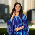 Sowmya Menon Instagram - Sunshine and smiles 👸🏻❤️ 👗 @amazebyashiyajesel 📷 @cool_clicks_dxb 💄 @alsaa_beauty #skr #dubaishoot #actorslife