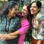 Sridevi Vijaykumar Instagram - Always a good time with my girls 🌸💫 . . . . . . . . . #girlfriendsquad #bestriendsquad #femaletrios #weekendvibes #goodweekend #sundaybrunches #outfitoftheday #fitoftheday #squadgoals #friendshipgoals