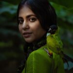 Srinda Instagram - One with @chathan__ ‘s Kaali 🦜♥️ 📸 @sajnasivan Makeup&hair @unnips Styled by @nazninabdulla Outfit courtesy @shopcultmodern X @payalkhandwala #kaali #💚 Kochukadavu