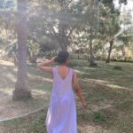Srinda Instagram - I recently got a chance to escape into a serene little island and to be honest, I can't wait to do it all over again! My body got it's much deserved detox, with the Panchakarma treatment at Rajah Island @ayurvedichospital @drthusharajayaraj . Ayurveda has always been my go to whenever my health demanded care, and my experience here rejuvenated me through and through. The current situation has gotten us taking care of our health, more than ever before, and this retreat was a little something I treated myself with. Special thanks to my darling @sonya_sandiavo and @santhosh.actor for recommending this place to me, it's the perfect place for a mindful getaway with the most beautiful view. 🌿 #notanad 😊