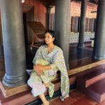 Srinda Instagram - 🐥💖 Kootanad