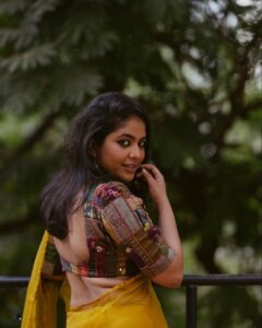 Srinda Instagram - @medha.in ❣️

@aishwaryashok @ashna_aash_ 

#saree #sareelove #medha #medhafolk