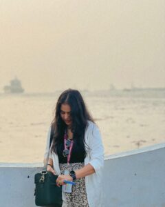 Srinda Instagram - 🧡

📸 @ifeelnamaste