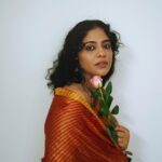 Srinda Instagram - 🌹 Wearing @chidiyaaonline 📸 @alvinvargis Creative direction & Styling @nazninabdulla Makeup & Hair @ashna_aash_ PR @parummaa #saree #sareelove #portraitphotography #vintagestyle #vintageaesthetic