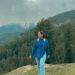 Srishty Rode Instagram – Embrace the winding roads and let the beauty of Gulmarg unfold before you, for it is in the journey that the soul finds solace and the heart discovers serenity
#kashmir #gulmarg ❤️