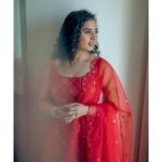 Srushti Dange Instagram - & this is how I keep it simple 🌸💫 Ft. #srushtidange shot by @parvathamsuhasphotography @crearebyps MUA by @hairandmakeupbynive Designed by @sindira_by_swethaindiran Styled @swethaindiranstylist #love #instagood #fashion #photooftheday #beautiful #photography #happy #picoftheday #cute #srushtidange #like4like #travel #instagram #style #summer #instadaily #fitness #food #fun #beauty #instalike #smile #likeforlike #cookuwithcomali #ootd #instamood #cwc #cookwithcomali #cookwithcomali4 #cookwithcomaliseason4