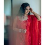 Srushti Dange Instagram - & this is how I keep it simple 🌸💫 Ft. #srushtidange shot by @parvathamsuhasphotography @crearebyps MUA by @hairandmakeupbynive Designed by @sindira_by_swethaindiran Styled @swethaindiranstylist #love #instagood #fashion #photooftheday #beautiful #photography #happy #picoftheday #cute #srushtidange #like4like #travel #instagram #style #summer #instadaily #fitness #food #fun #beauty #instalike #smile #likeforlike #cookuwithcomali #ootd #instamood #cwc #cookwithcomali #cookwithcomali4 #cookwithcomaliseason4