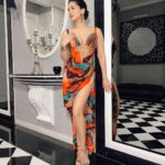 Sunny Leone Instagram - Such a pretty dress! Outfit by @khushburathodlabel Jewellery by @shayagrams Styled by @hitendrakapopara Fashion Team @tanyakalraaa @sarinabudathok HMU @kin_vanity