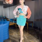 Sunny Leone Instagram - Love this look 😍😍 Hello Delhi !! Missed you. . . Makeup: @starstruckbysl Shirt by @trazenie Skirt by @sazo.in @projectteteatete Clutch by @oceana_clutches Styled by @hitendrakapopara Fashion Team @tanyakalraaa @sarinabudathoki . . #SunnyLeone #fashion #ootd #GRWM #StarStruckbySL #makeup #shoot #bts New Delhi