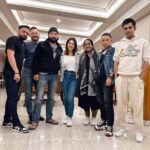 Sunny Leone Instagram - Finally some quality time with my only cousin brother @deepak13_axom and the rest of the crew… @hitendrakapopara @jeetihairtstylist @kin_vanity @jeetihairtstylist @saleem0211 @sunnyrajani