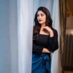 Surabhi Instagram - Loving the weather outside🌧 Styled by @officialanahita Outfit: @notchabovecreations Jewellery: @accessoriesbyanandita Makeup: @glitteraisestudio Hair: @seena_hair143 Captured 📸: @they_call_me_keshu : : : : : : : : : #instagood #surofficial #surbhi #instamoment #blueming #surabhi #instalove #hyderabad