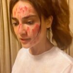 Surbhi Jyoti Instagram - Just for fun 😇 😈 . . . . . . . . . . Hair accessory @shopziddi