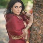 Surbhi Jyoti Instagram - My love for Indian wear 🫰🏼 . . . . . . . . . Wearing @sarangkaur.in HMU @tanyamakeoverofficial