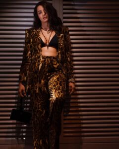 Surveen Chawla Instagram - Unleash and let loose ……🐆

Dop & Director : @faisal_miya__photuwale
@thebucketlistfilms 
Outfit: @raraavisbysonalverma @namaraswim
Jewellery: @raraavisbysonalverma @shopeurumme @mozaati @shopanatina
Bag: @ahikozaofficial
Styled by: @sukritigrover 
Styling Team: @vanigupta.23 @simrankumar19
Cannes Styling assistant: @yuliamoatti_stylist
Fashion Intern: @mahek_gada 

#Cannes #Cannes2023