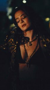Surveen Chawla Instagram - Unleashed 💣

Dop & Director : @faisal_miya__photuwale
Video: @thebucketlistfilms 
Outfit: @raraavisbysonalverma @namaraswim
Jewellery: @raraavisbysonalverma @shopeurumme @mozaati @shopanatina
Bag: @ahikozaofficial
Styled by: @sukritigrover 
Styling Team: @vanigupta.23 @simrankumar19
Cannes Styling assistant: @yuliamoatti_stylist
Fashion Intern: @mahek_gada 

#Cannes #Cannes2023
