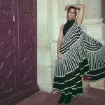 Surveen Chawla Instagram - Fluid and geometric… Classic and contemporary… A Riviera special🖤🤍 Outfit: @ka_sha_india Jewellery: @rheakapoor x @pipabella by @nykaafashion Styled by: @sukritigrover Styling Team: @vanigupta.23 @simrankumar19 Intern: @mahek_gada Shot by: @faisal_miya__photuwale #Cannes #Cannes2023