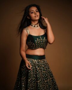 Swathishta Krishnan Instagram - 💚💚
.
.
.
.
.
.

styling @paviiiee_08
Wearing @savinidii_official 
Accessories @mspinkpantherjewel 
Makeover @chisellemakeupandhair 
Captured by @gilbertphotographer