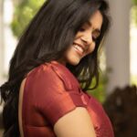 Swathishta Krishnan Instagram - Few more ❤️ . . . . . Wearing @swarnasaris Jewellery @mspinkpantherjewel
