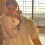 Swati Kapoor Instagram - New video is up on Hipi. Check it out now 💕 Link in bio.