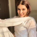 Swati Kapoor Instagram - Sunshine and good vibes 🤍