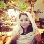 Tanushree Dutta Instagram - Taking blessings of baba Siddhivinayak! Siddhi Vinayak Temple ,prabhadevi , Mumbai