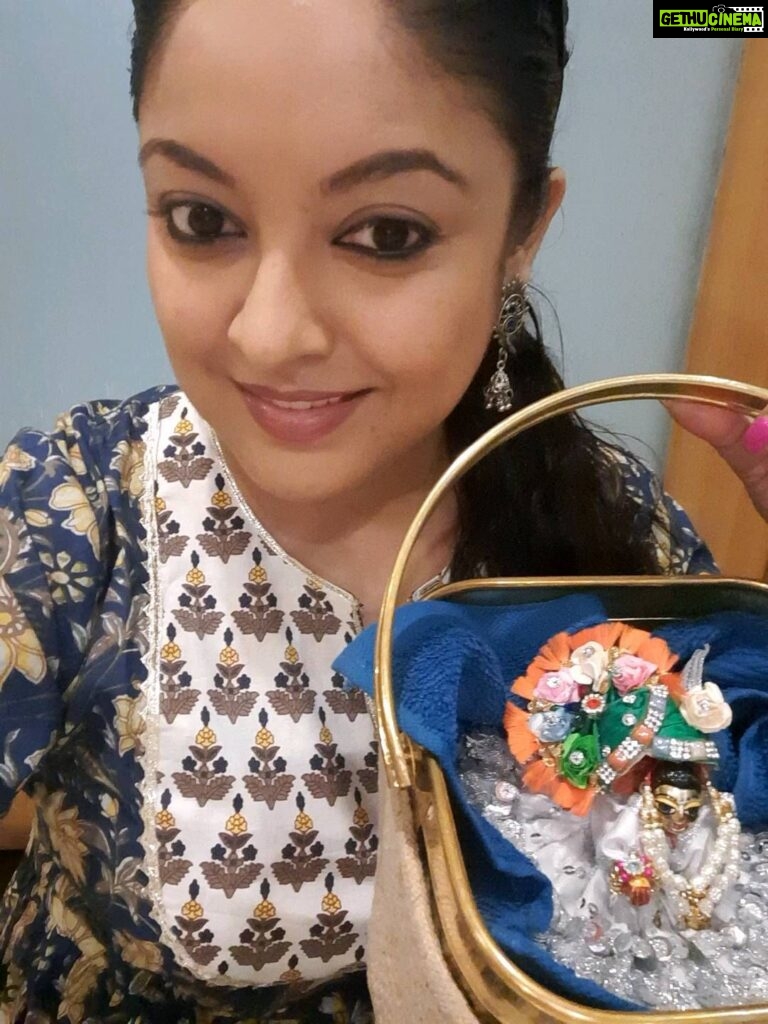 Tanushree Dutta Instagram -