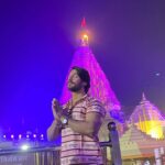Thakur Anoop Singh Instagram - Ujjain ke Mahakaleshwar Darshan kiye Aur Subah Subah Ki bhasm aarti bhi attend Ki. What a divine feeling to be blessed by lord shiva himself. Shivling par ka haar mere gale main daalke he not only blessed but also assured me that ALL IS WELL! Ujjain,mahakaleshwar Temple