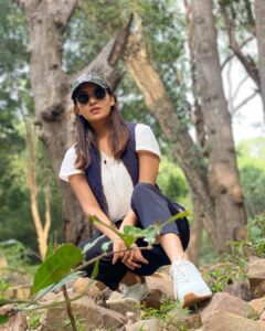 Vani Bhojan Instagram - ❤️