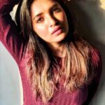 Vani Bhojan Instagram - ❤️
