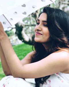 Vani Bhojan Instagram - ❤️