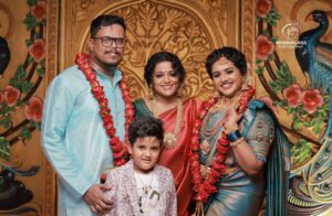 Veena Nair Instagram - Meenuttys big day. Meenu and Sujith. ❤️dheerkhasumangalee bhava 💕❤️💕
Styling Meenu and me @nithinju 
MUA @aneeshcbabumakeupartist