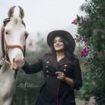 Veena Nair Instagram - Rise n shine😍 📸 @anulalphotography Styling @nithinju 👗 @j7westerns MUA @rajesh_kodungallur Location @parakkatnatureresortmunnar Special thanks karanan 🎠 #veenanair #happysoul #bigboss #beconfident #instagram #southindianactress #mallu #malayalam #indiancinemagallery #malayalam cinema #smartpixmedia #instapost Parakkat Nature Resorts