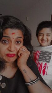 Veena Nair Instagram - Yooo daridryam🤪💕❤️😂
#ambadeedeamma #reelskerala #reelsishttam #reelvideo #instagram #instareels #reelaudio #reelstofeelit❤❤ #reelskarofeelkaro