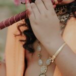 Veena Nair Instagram - My ambady Styling @nithinju @sksreez Photography @vaisakh_mascara Mua @aneeshcbabumakeupartist @_sumathefacechanger_ 🥻 sari @mangalyakasav Jewellery @dcjewellers.official