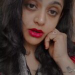 Veena Nair Instagram - Super idea thanne🤣❤️❤️🥰 . . . . . #reelskerala #reelsishttam #tamilcinema #tamilponnu #tamilinsta #instareels #instlove #instatrending #reelsinstagram #reelsthamilsong❤️ #reelsviral #reelkrofeelkro❤️ #reelsthelungu #reelstifeelit✨❤️