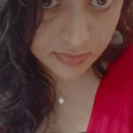 Veena Nair Instagram - Aarum kanillaanne.....😂🤪🤪12am kazhiyumbam edan pattiya reel😂🤪#reeels #reelsishttam #reelsthamilsong❤️ #reelsmalayalam #reelaudio #reelsthelungu #reelslovers #reelstofeelit #reelsofinstagram #reelskarofeelkaro