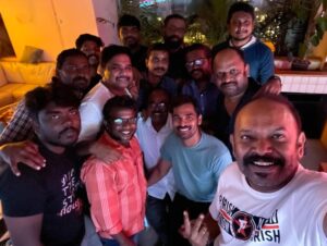 Venkat Kumar Gangai Amaren Instagram - Celebrating #maanaadu with my team!! Yes the direction/scripting team!!! Thank q boys for hanging in there with me for the past three years in this one single dream of mine!! Love u all!! U guys play a major vital role in this success!! Miss u @dirsaravanarajan master!  #MaanaaduDirectionTeam #maanaadublockbuster