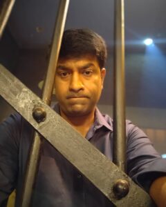 Vennela Kishore Instagram - That moment when you are allowed one phone call and you take a selfie instead..Some birds arent meant to be caged😎

#BehindTheBars/Scenes