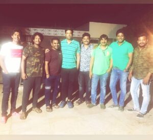Vennela Kishore Instagram - Quick Get together coz of hectic schedules. Glad some could make it🤗🤗 #NightShootMarathon
#flyingcolors